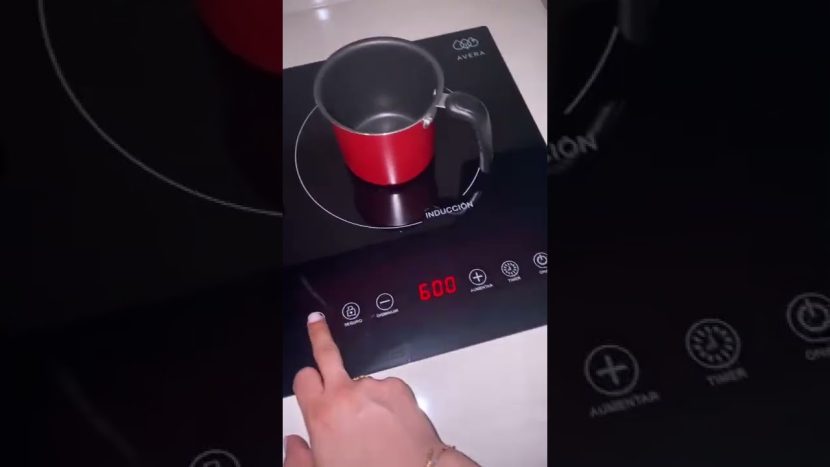 Cómo hacer reset técnico de inducción